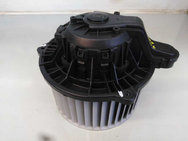 KIA Sportage 3 generation (2010-2015) Motor încălzitor interior F00S3B2441, E2-B5-34-2 18590900