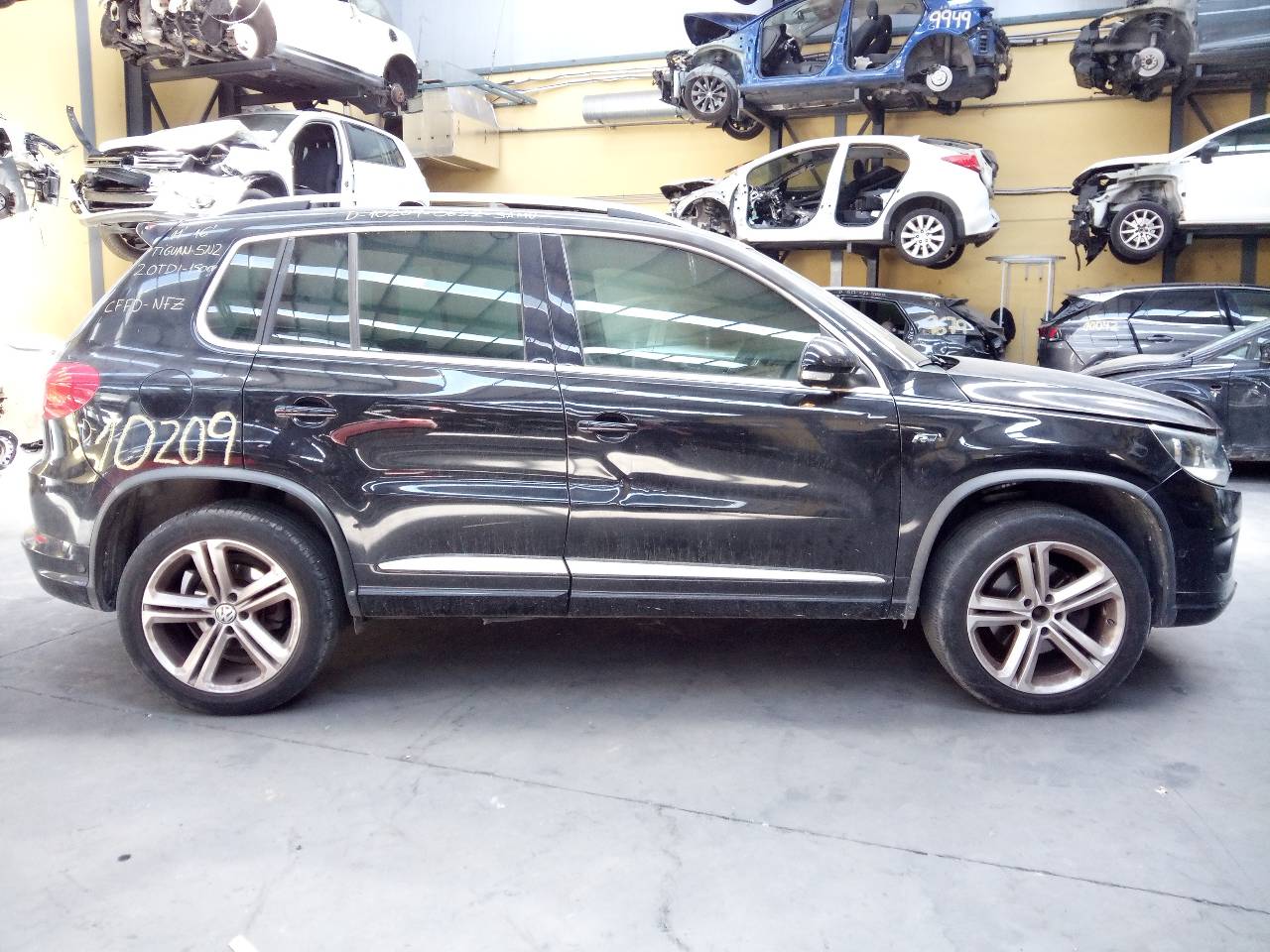 VOLKSWAGEN Tiguan 1 generation (2007-2017) Маторчик стеклоподъемника задней правой двери 5N0959704F, E2-A1-20-1 20962752