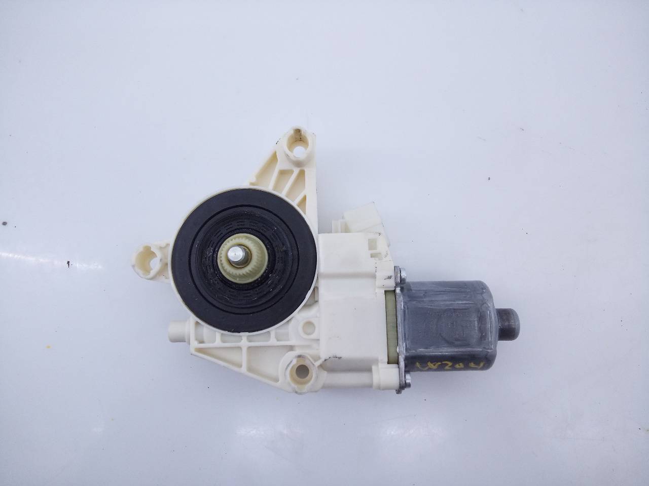 MERCEDES-BENZ GLK-Class X204 (2008-2015) Rear Right Door Window Control Motor A2048200642, 9611081001106, E1-A2-48-2 18779038