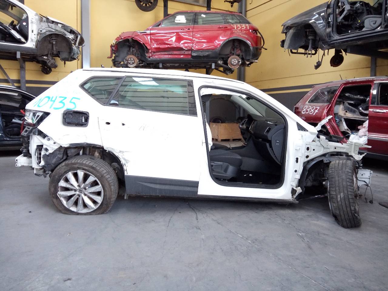 SEAT Ateca 1 generation (2016-2024) Кнопка стеклоподъемника задней правой двери 20957830