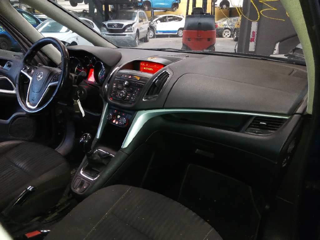 OPEL Zafira C (2012-2016) Priekšējo kreiso durvju slēdzene 13579522, E2-B6-5-2 18413024