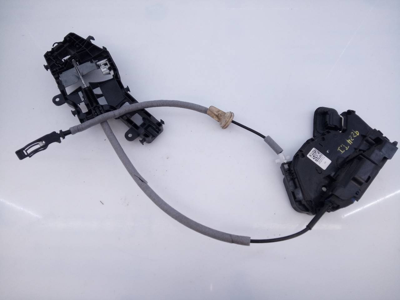 VOLKSWAGEN Passat B8 (2014-2023) Rear Left Door Lock E1-A5-24-1 18736317