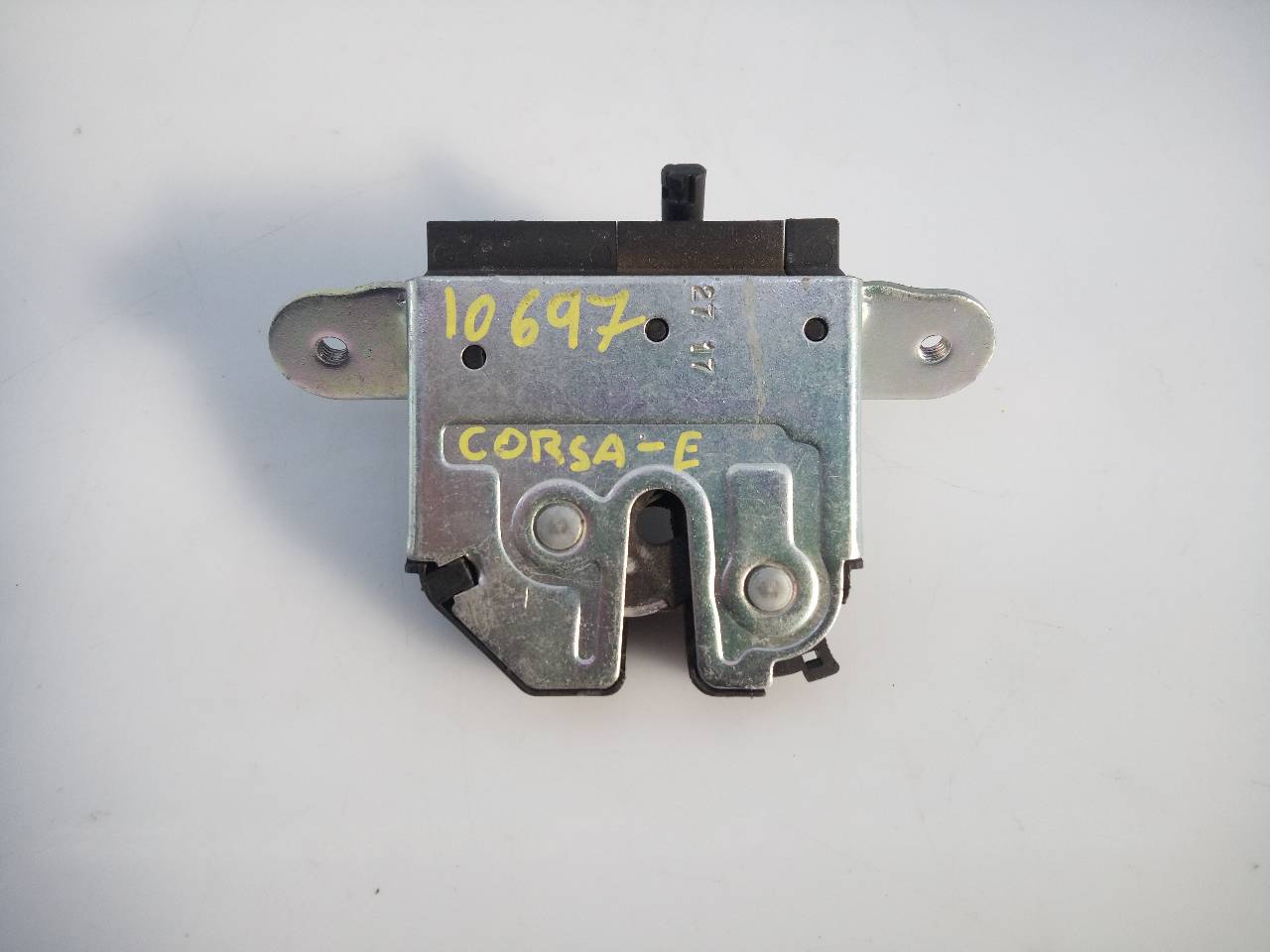OPEL Corsa D (2006-2020) Tailgate Boot Lock A102523, 39021416, E2-B6-64-1 21794029