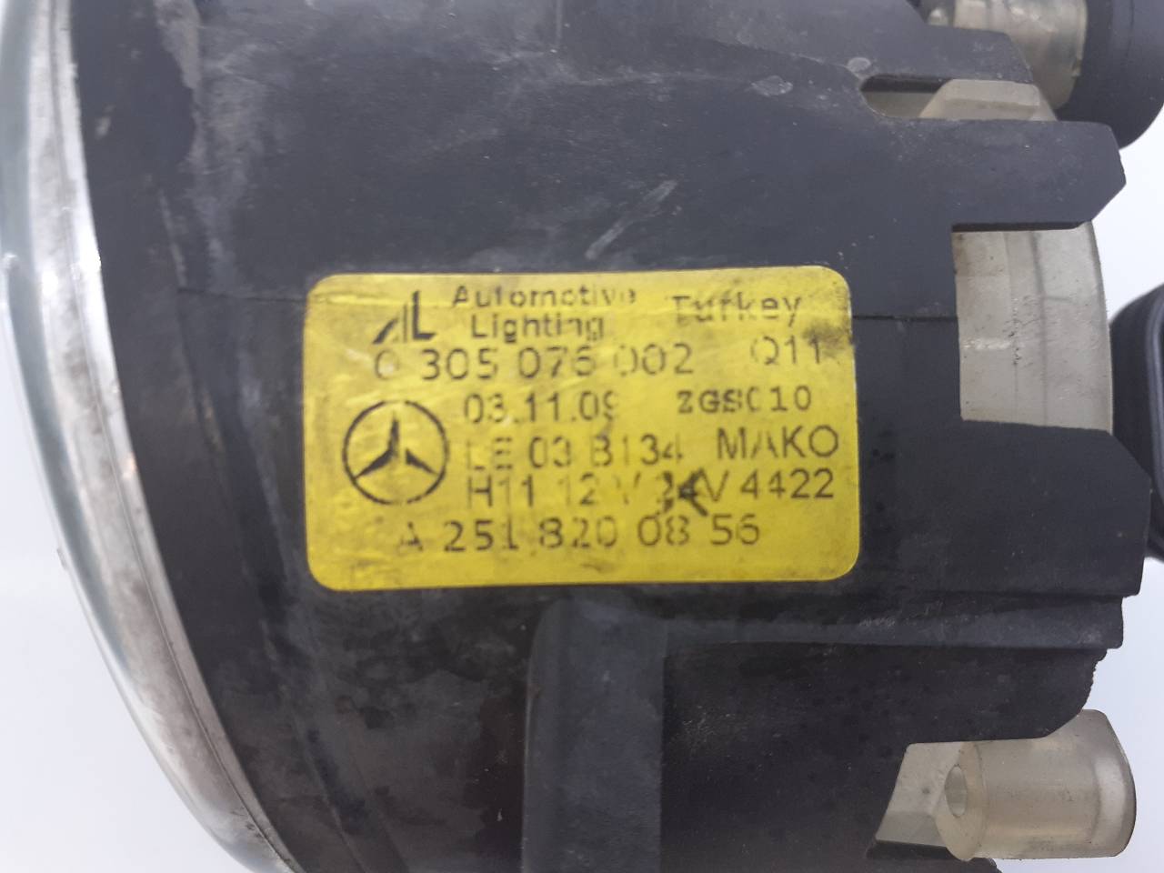 MERCEDES-BENZ C-Class W204/S204/C204 (2004-2015) Противотуманка бампера передняя правая 0305075002,A2518200856,E1-A2-12-2 18716383