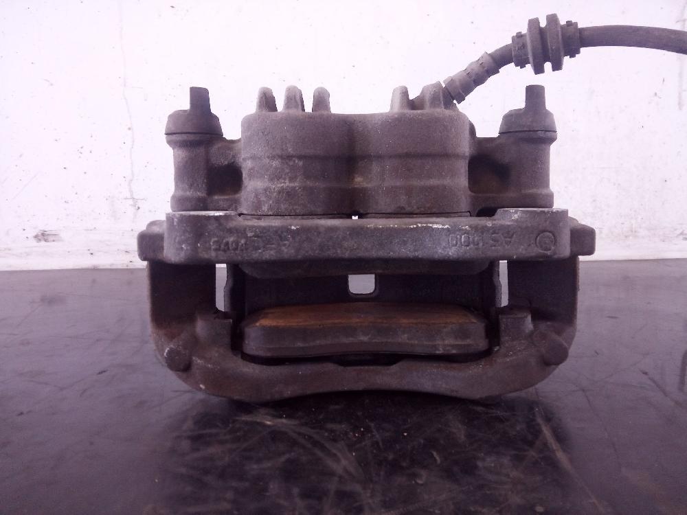 Pinza de freno delantera derecha M9TD8 410009888R de Renault Master iii furgón (fv) 2015-0 150 CV con 185897 km - pieza usada