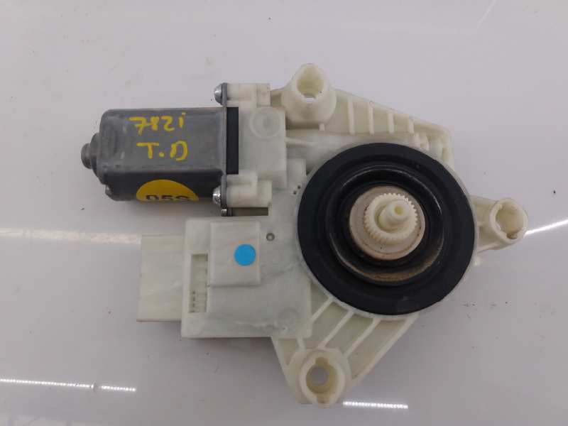 VOLKSWAGEN Variant VII TDI (2014-2024) Rear Right Door Window Control Motor 5Q4959812A,E1-B6-51-2 18628596