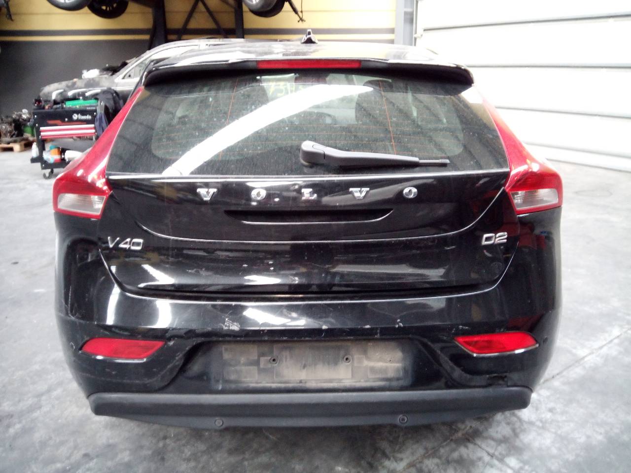 VOLVO V40 2 generation (2012-2020) Rankinio stabdžio rankena 20961256