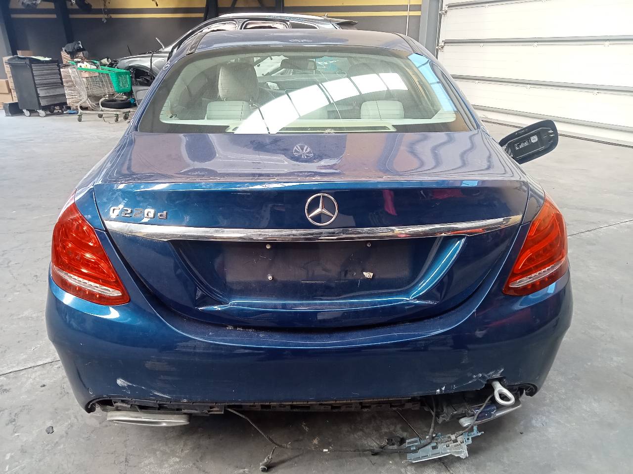 MERCEDES-BENZ C-Class W205/S205/C205 (2014-2023) Фонарь задней крышки 23302272