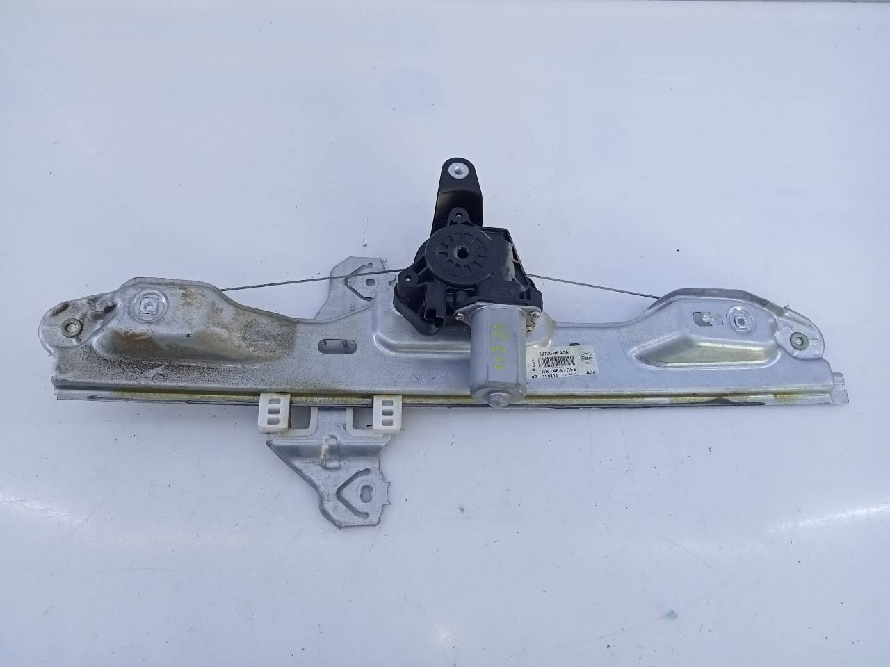 NISSAN Qashqai 2 generation (2013-2023) Bakre høyre dør vindusregulator 827004EA0A, E2-A4-55-2 21799952