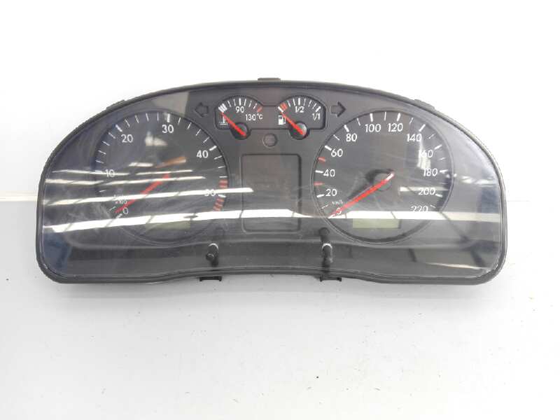 VOLKSWAGEN Passat Variant 1 generation (2010-2024) Speedometer 3B0919881N, VWZ7Z0W0337450, E2-A1-13-2 18441996