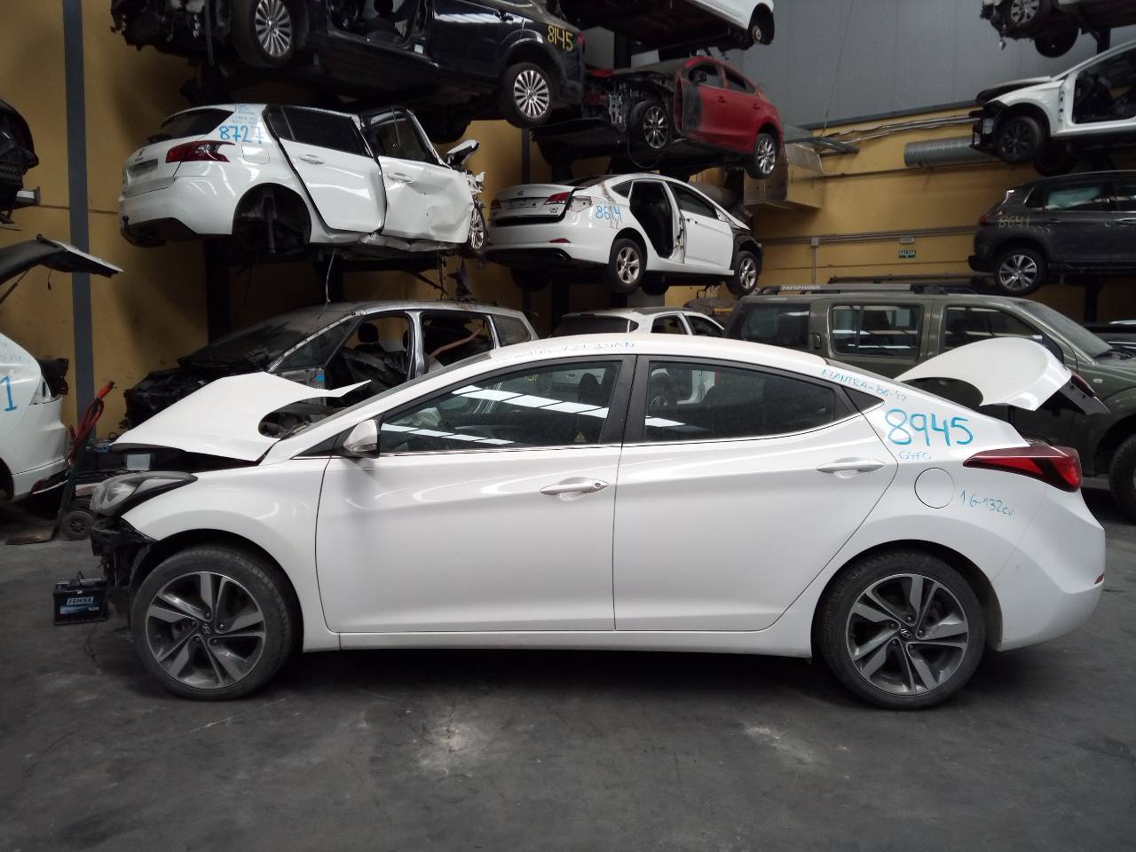 HYUNDAI Elantra MD (2010-2017) Priekšējo kreiso durvju slēdzene 813103X030,E1-B5-4-1 18719836