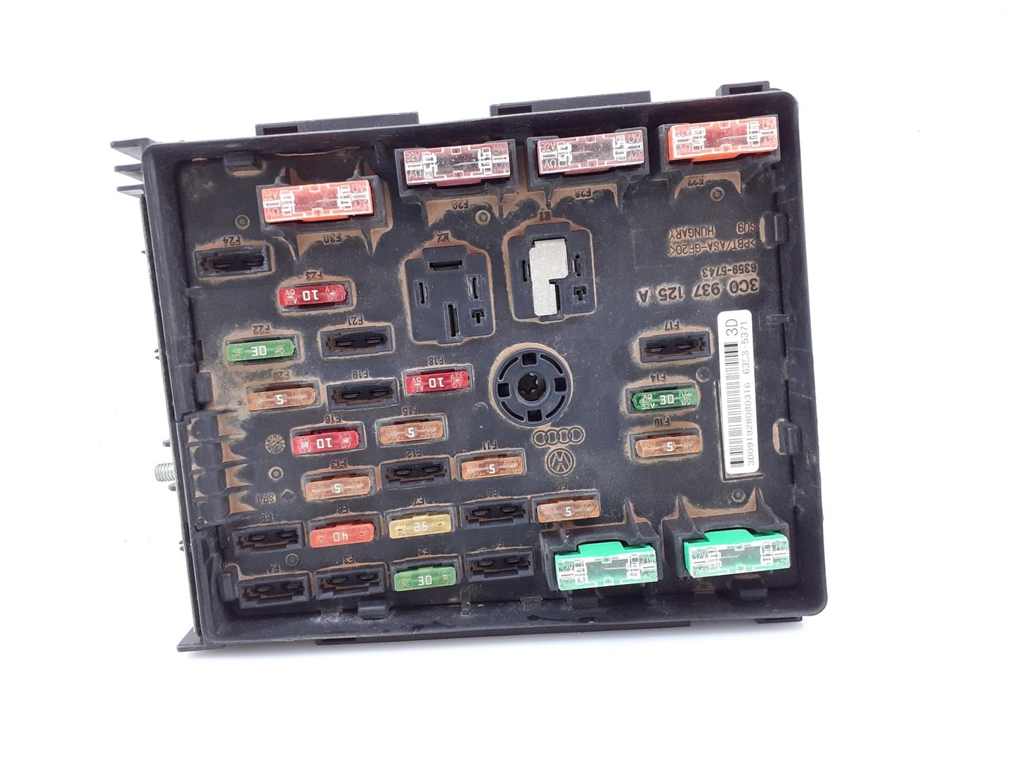 VOLKSWAGEN Tiguan 1 generation (2007-2017) Fuse Box 3C0937125A, 63595743, E2-A1-15-7 18577481