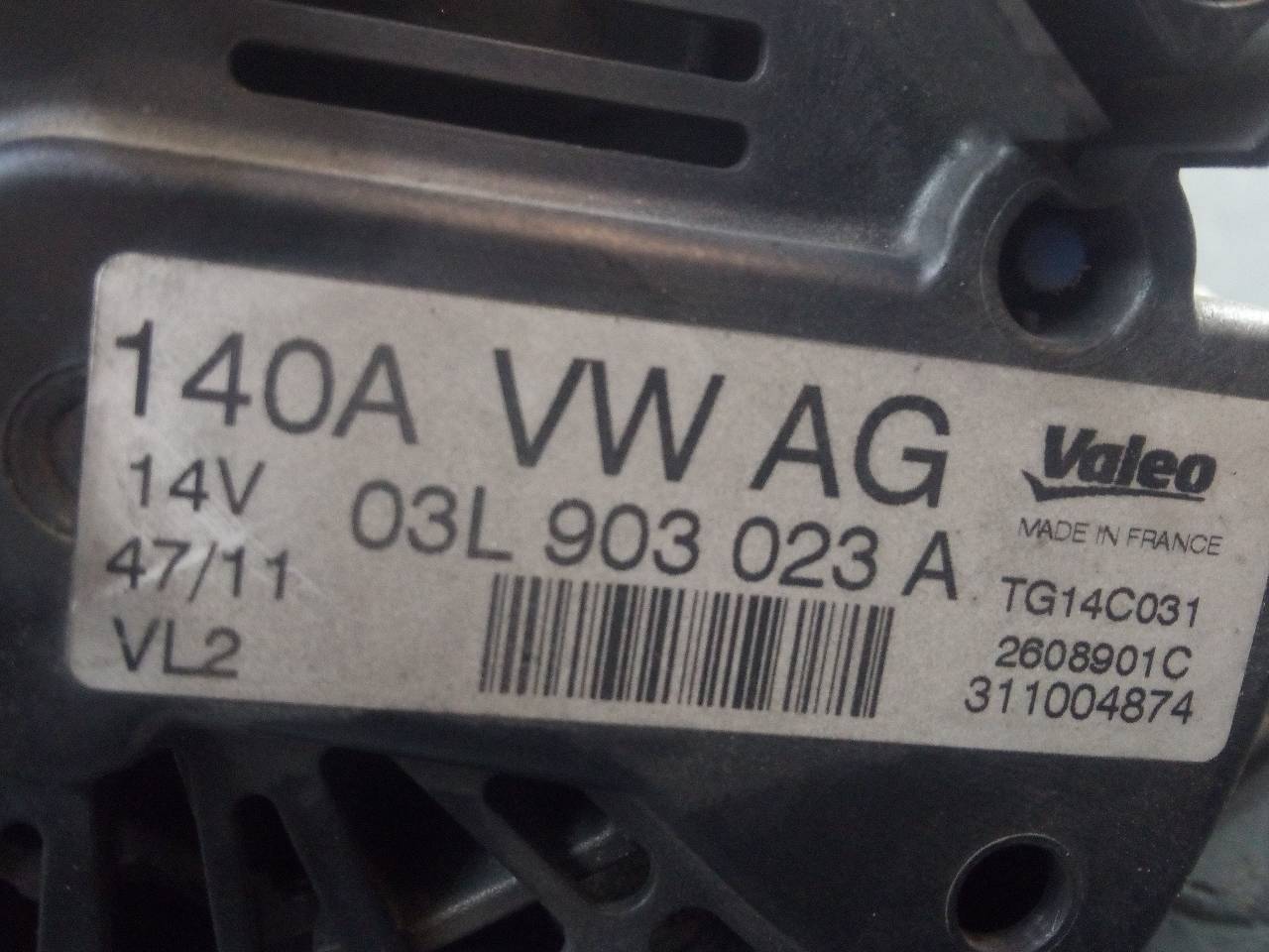 VOLKSWAGEN Touran 1 generation (2003-2015) Alternator 03L903023A, 2608901C, P3-A4-7-3 18749332