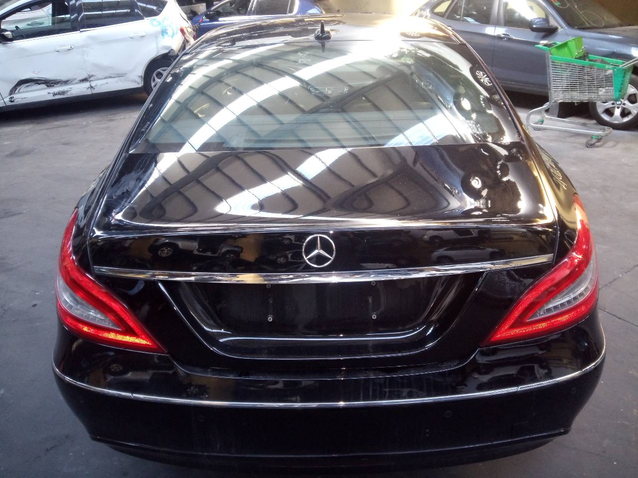 MERCEDES-BENZ CLS-Class C218/X218 (2011-2017) Заключване на предната лява врата A2047202735, E1-A2-44-2 24037834