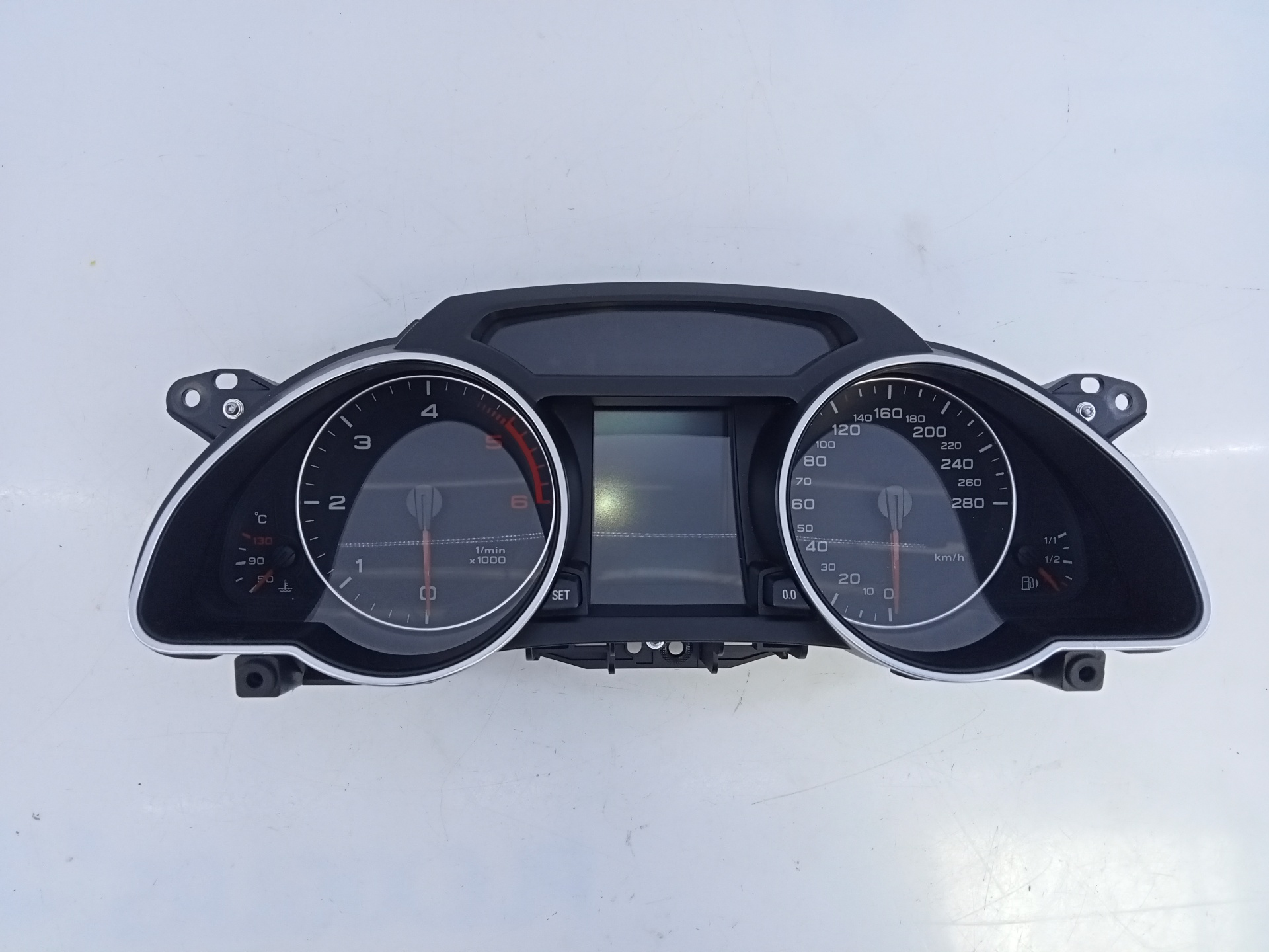 KIA A5 Sportback 8T (2009-2011) Speedometer 8T0920901G, E2-A1-38-2 21824797