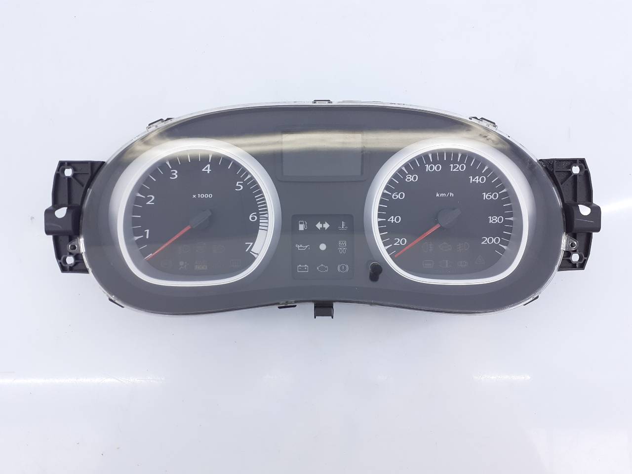 DACIA Duster 1 generation (2010-2017) Speedometer 216774992, E2-A1-37-5 18768877