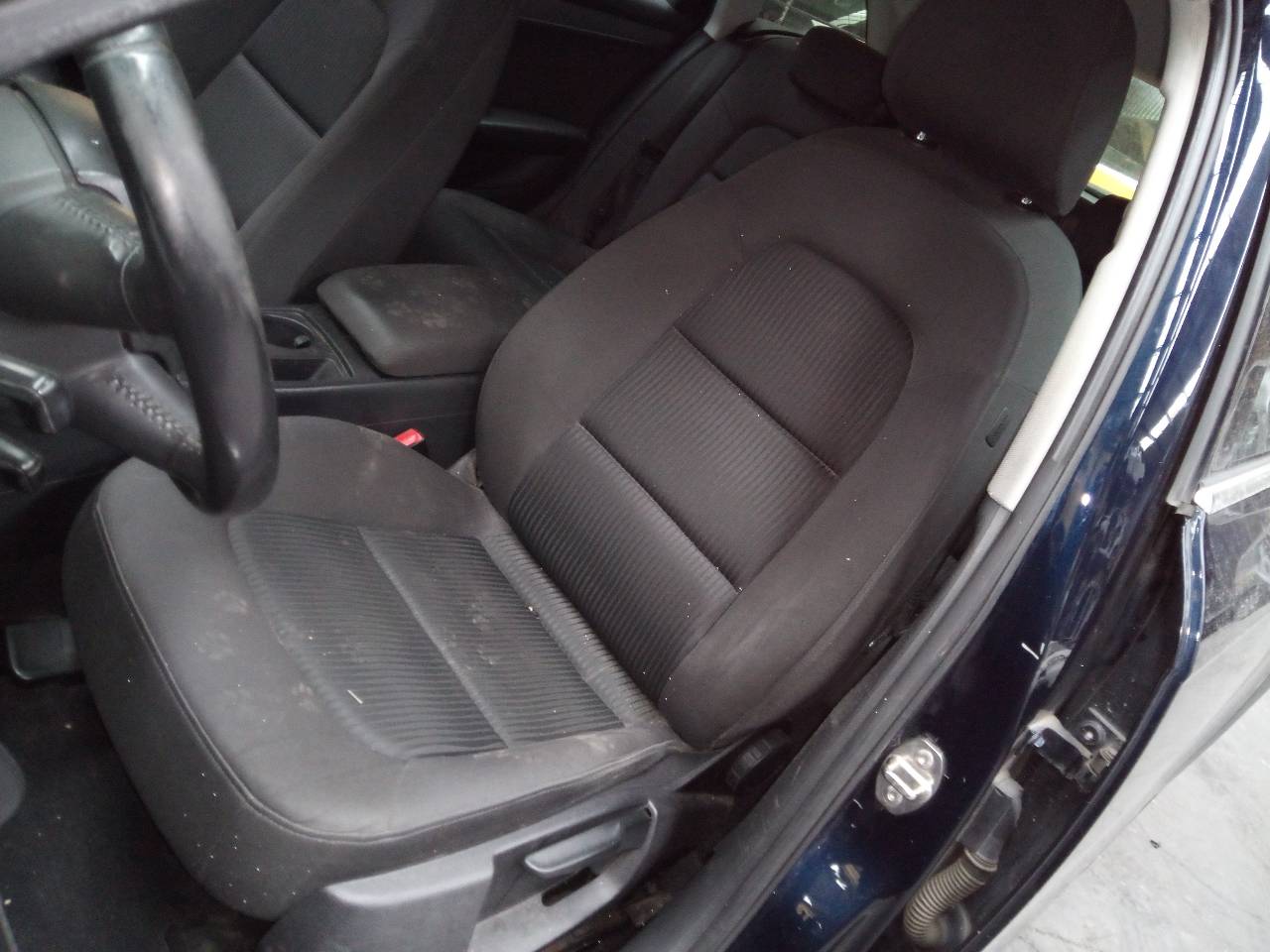 AUDI A5 8T (2007-2016) Front Left Driveshaft 8K0407271Q, P1-B6-24 21792931
