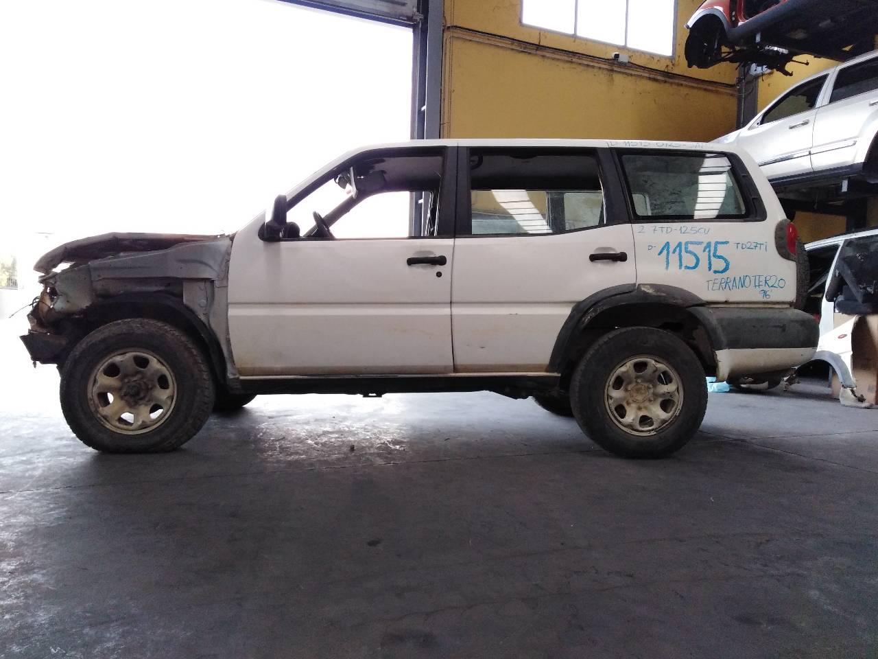 VOLVO Terrano 2 generation (1993-2006) Блок управления двигателем 237107F481, 0281011264 21825765