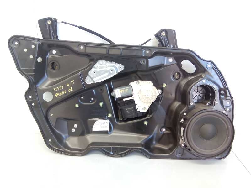 VOLKSWAGEN Passat Variant 1 generation (2010-2024) Front Left Door Window Regulator 3C1837755L, E1-B6-6-3 18385769