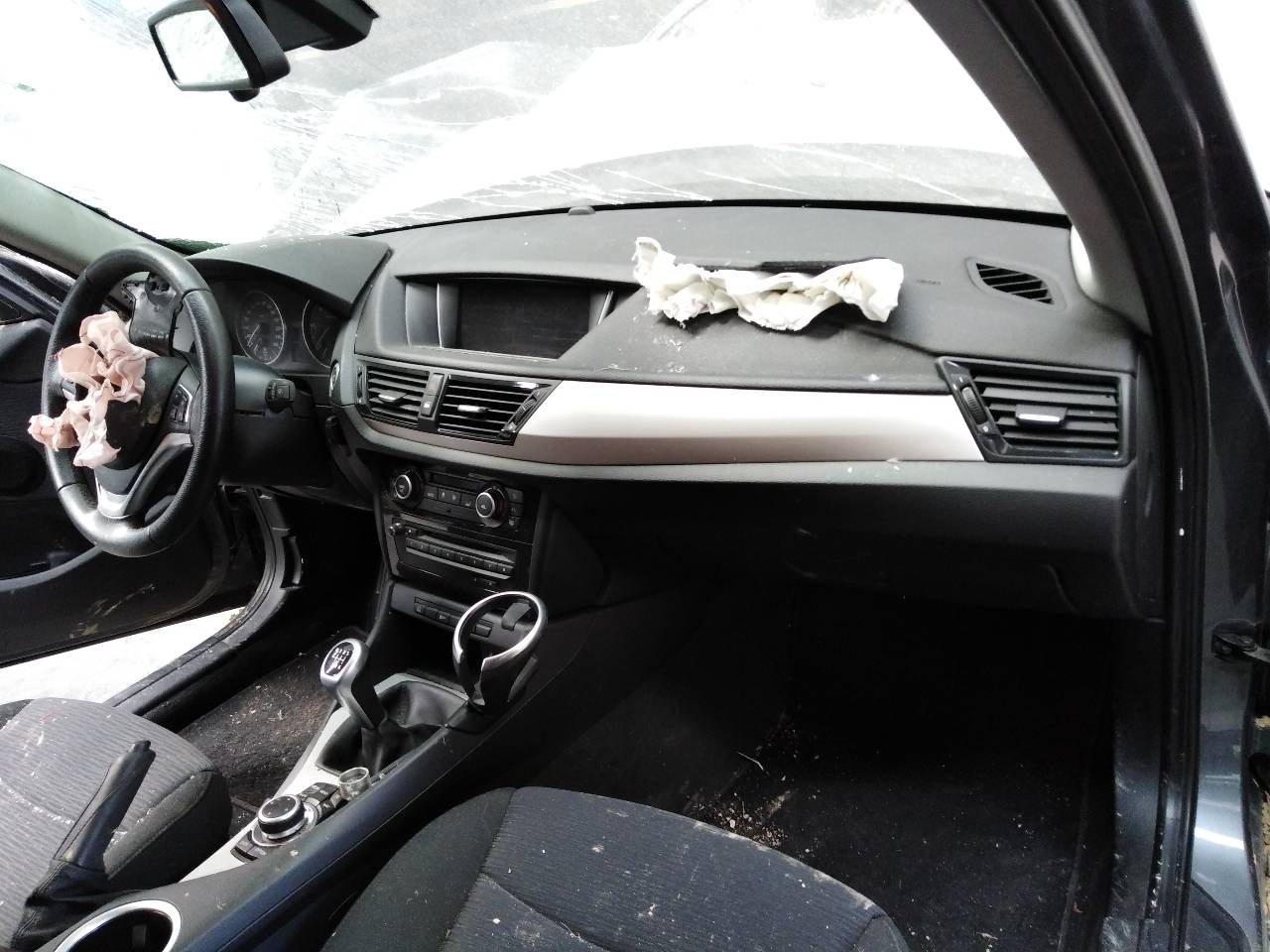 BMW X1 E84 (2009-2015) Priekinių kairių durų spyna 24490859