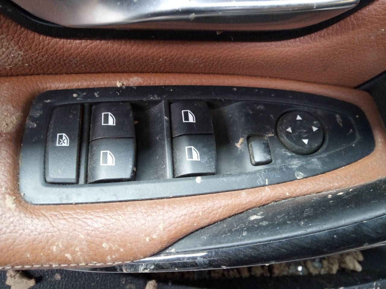 BMW 3 Series F30/F31 (2011-2020) Priekinių kairių durų langų pakėlimo mygtukai 24453518
