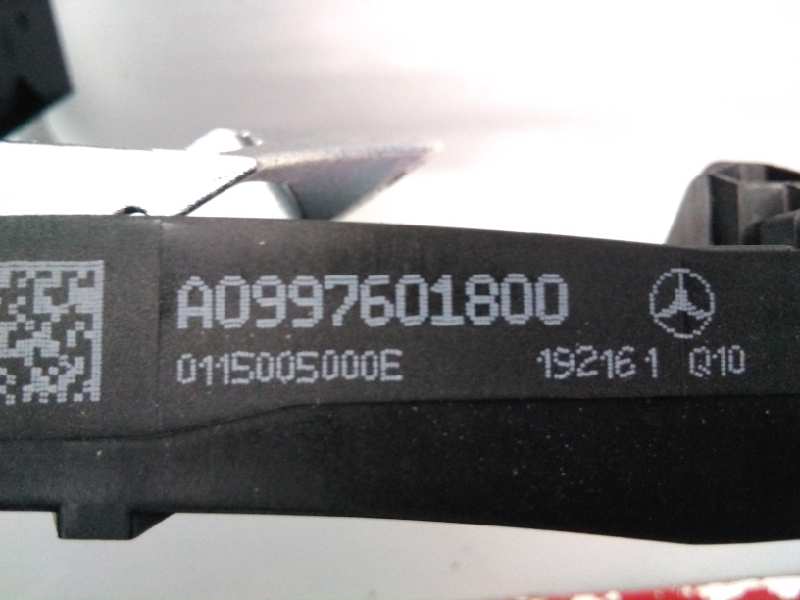 MERCEDES-BENZ C-Class W205/S205/C205 (2014-2023) Заключване на предна дясна врата A0997206801, A2220063999, E1-A2-44-2 18519492