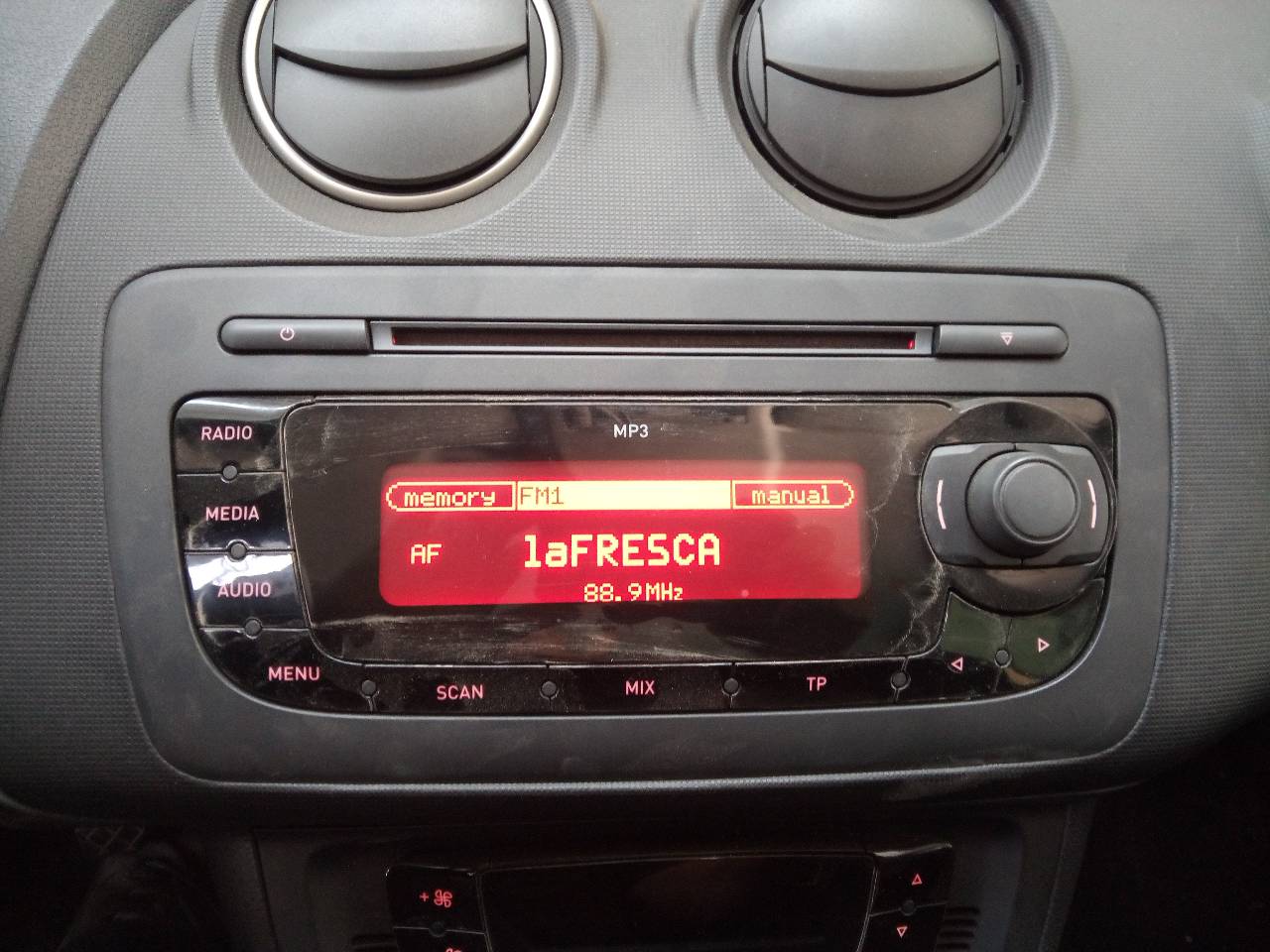 SEAT Cordoba 2 generation (1999-2009) Music Player Without GPS 21797993