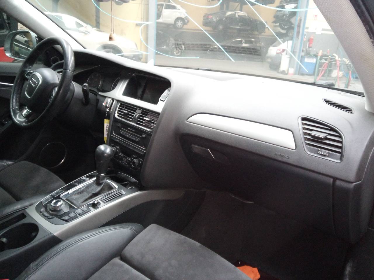 AUDI A4 B8/8K (2011-2016) Front Left Door Window Regulator Motor 8K0959801, E1-B6-35-2 23723249