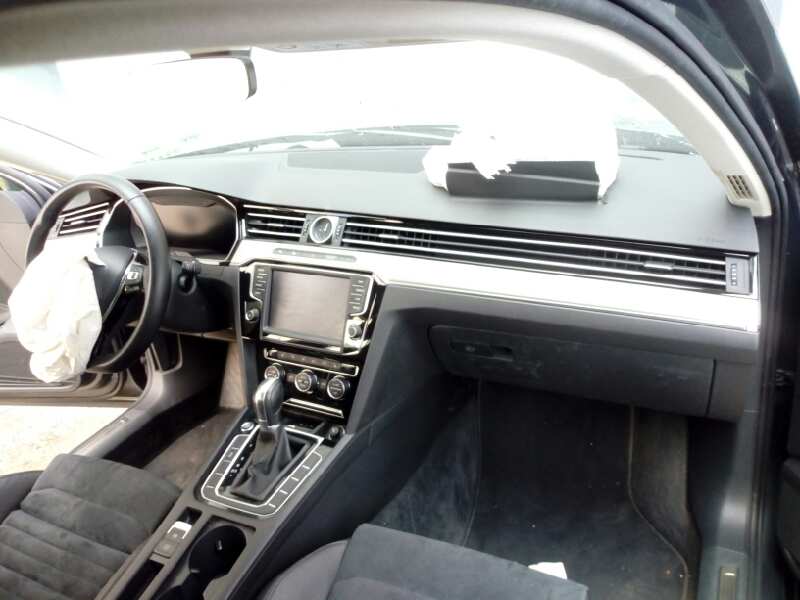 VOLKSWAGEN Passat B8 (2014-2023) Замок задней правой двери 5TA839016D, E1-B6-40-1 18464744