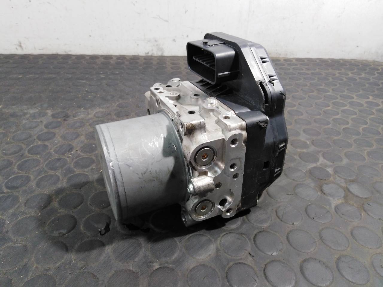 INFINITI ABS Pump 476601MEOB, 1338003160, P3-A8-4-2 20959927