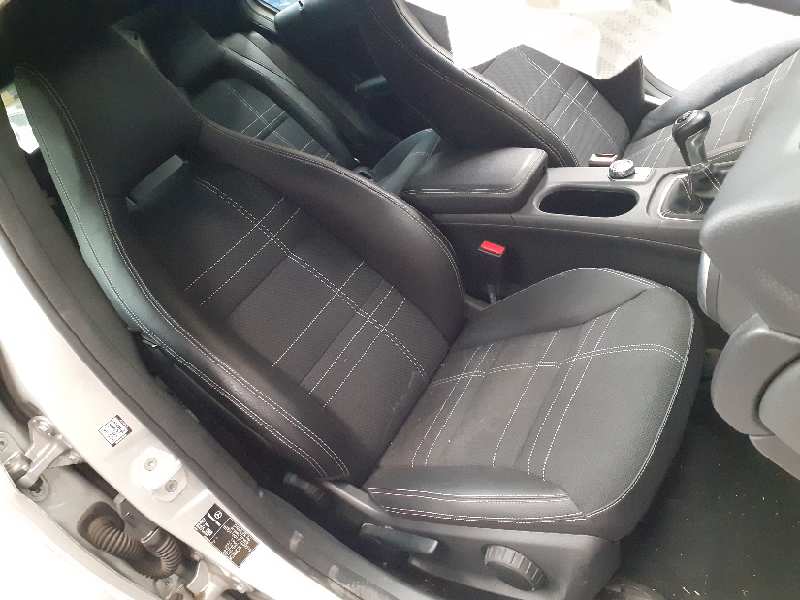 MERCEDES-BENZ A-Class W176 (2012-2018) Alte unități de control A1669005311, A2C7403590100, E3-A1-2-2 18621557