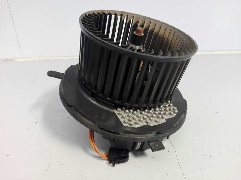 VOLKSWAGEN Tiguan 1 generation (2007-2017) Sildītāja ventilators 3C0907521F, CZ2468105384, E1-B6-19-2 18428760