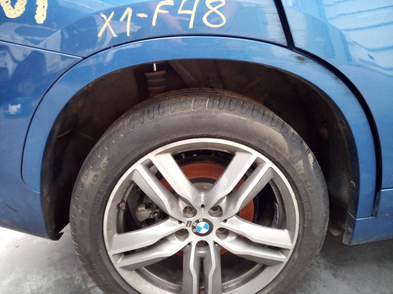 BMW X1 F48/F49 (2015-2023) Galinis dešinys sparno praplatinimas 24090445