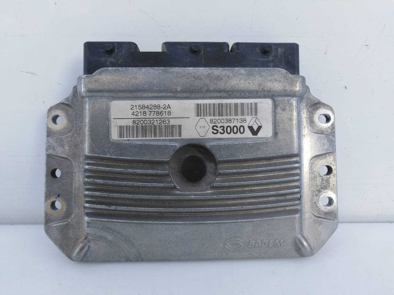 ROVER Megane 2 generation (2002-2012) Engine Control Unit ECU 8200321263,E2-A1-14-2 20964206