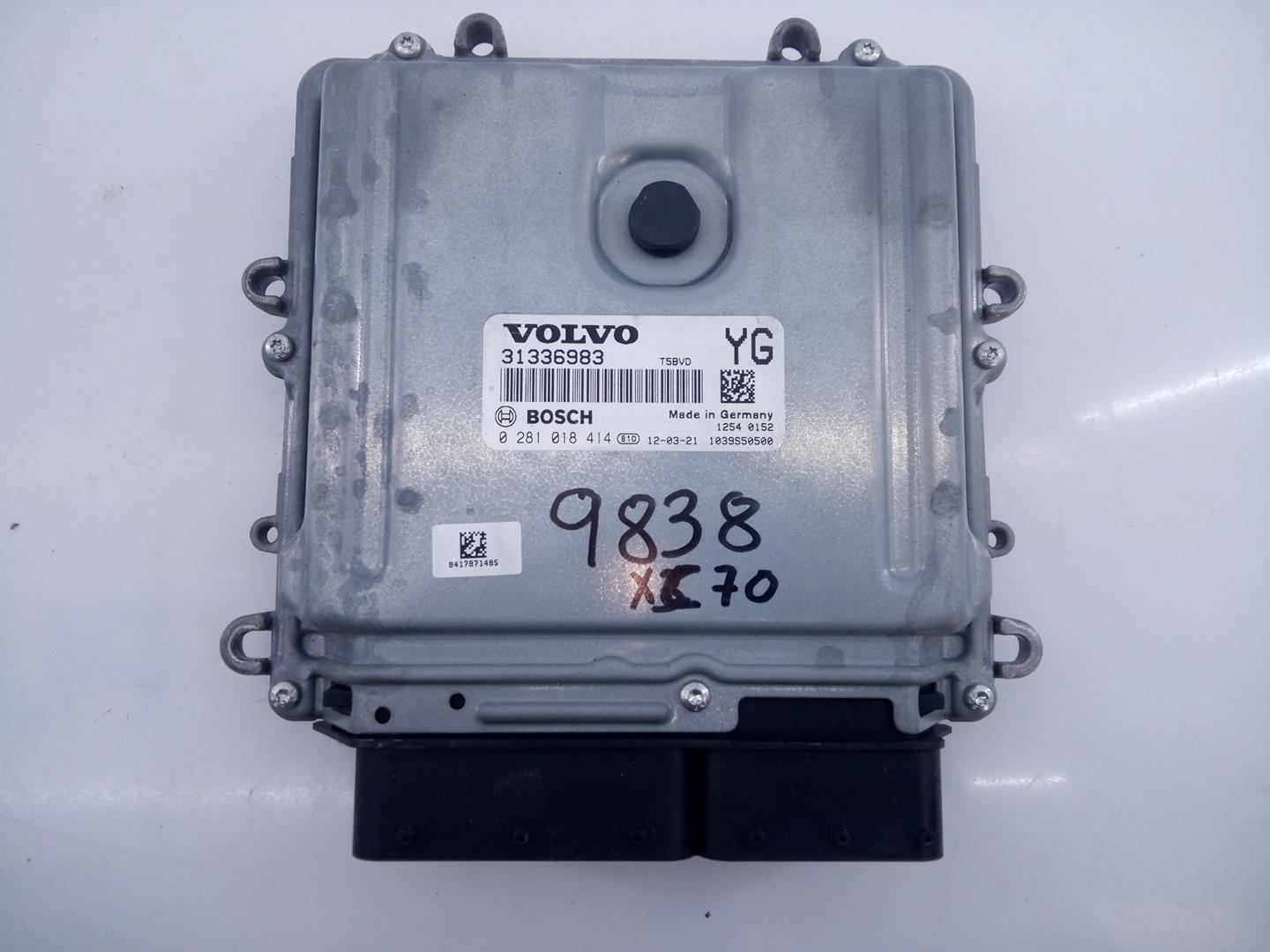 VOLVO XC70 3 generation (2007-2020) Engine Control Unit ECU 31336983, 0281018414, E3-B5-18-3 24057744