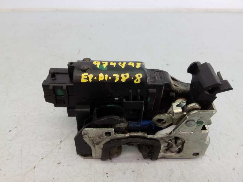 DACIA Duster 1 generation (2010-2017) Front Right Door Lock E2-A1-38-8 22935255