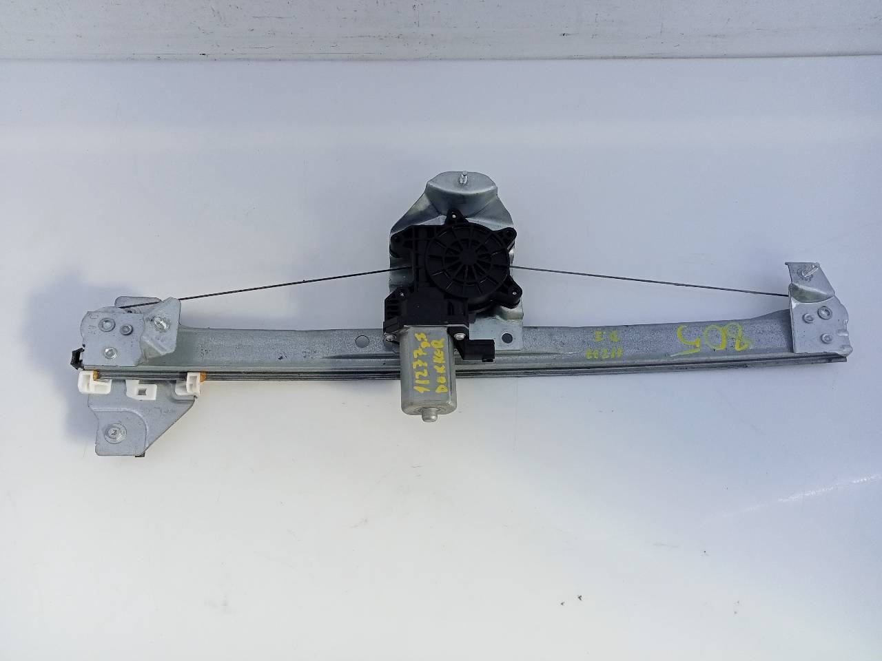 DACIA Front Left Door Window Regulator 807217929R, E1-A1-44-1 24071640