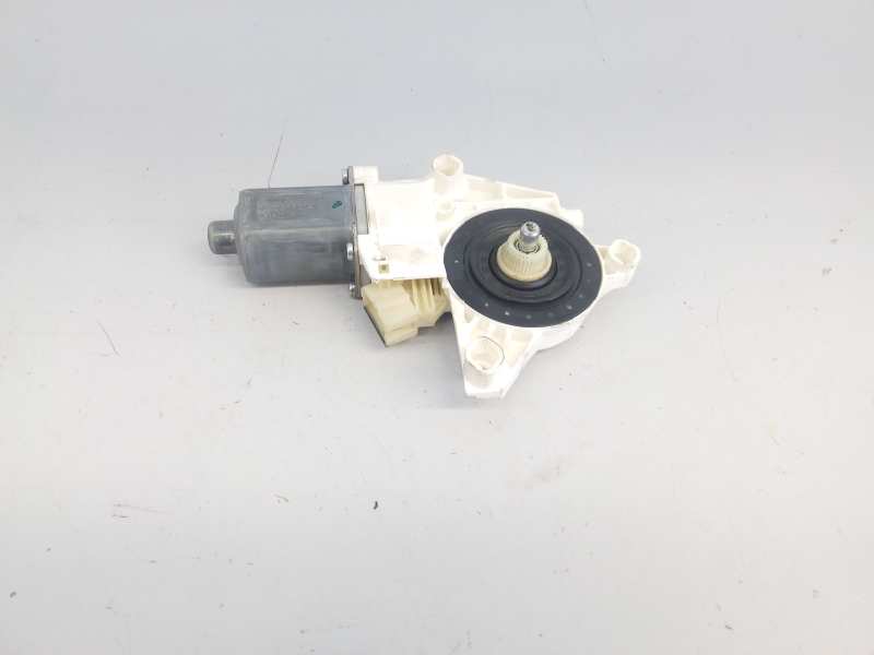 MERCEDES-BENZ M-Class W164 (2005-2011) Front Right Door Window Control Motor 2518200842, E1-A2-28-1 18363221