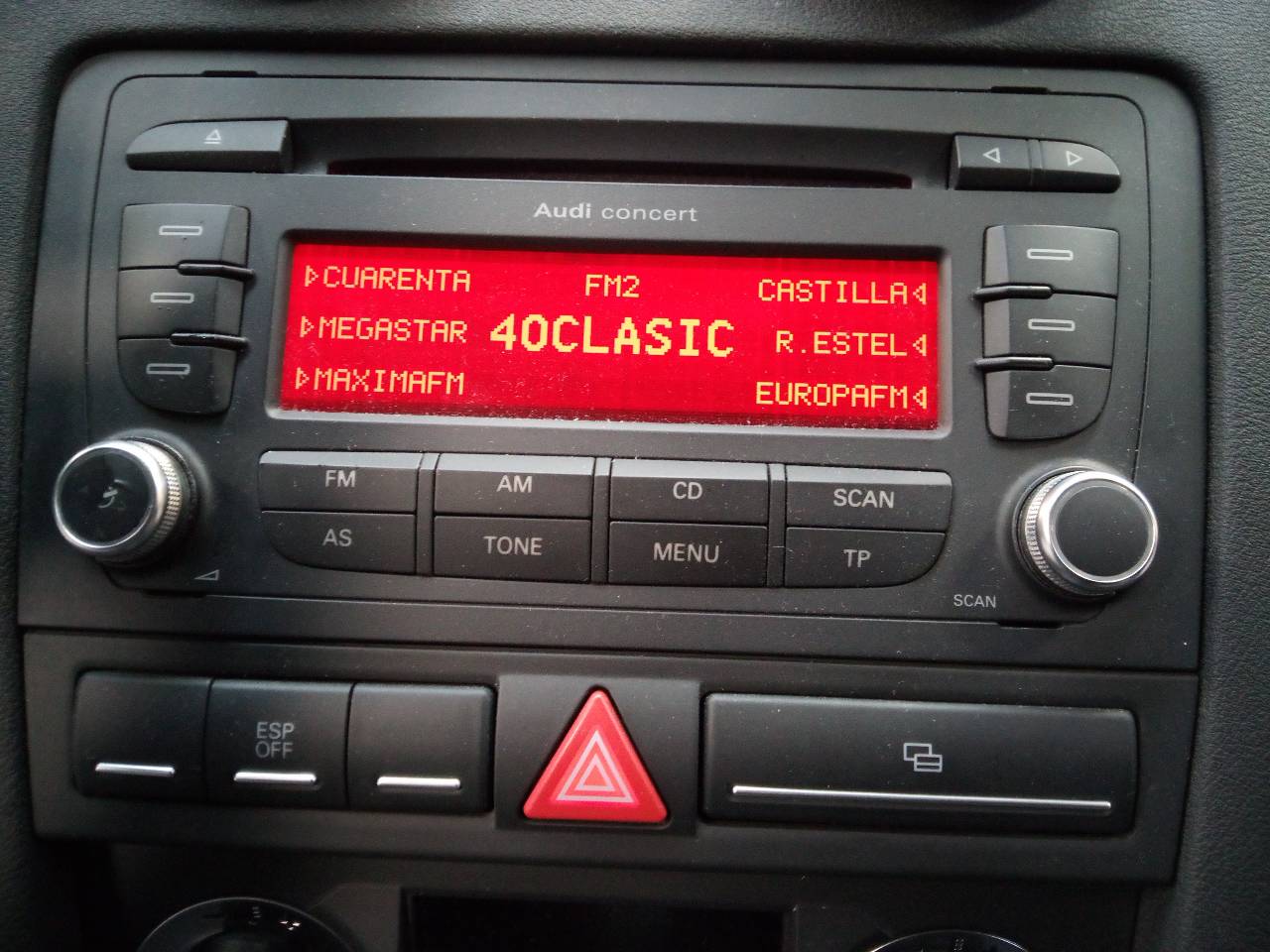 AUDI A2 8Z (1999-2005) Music Player Without GPS 21820785