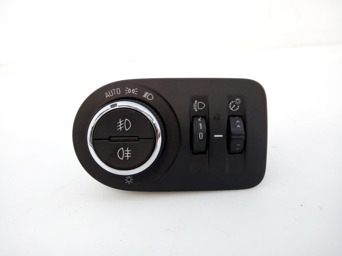 OPEL Astra K (2015-2021) Headlight Switch Control Unit 39050757, 17016474 24096227