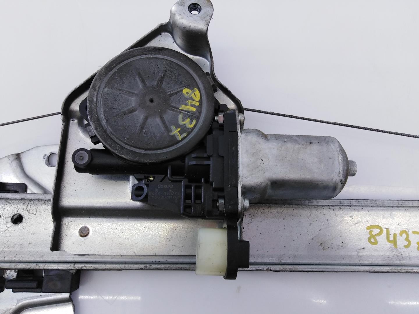 MITSUBISHI Pajero 3 generation (1999-2006) Front Right Door Window Regulator 0620402220,E2-B4-15-1 18683090