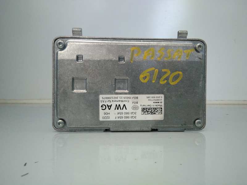 VOLKSWAGEN Passat B8 (2014-2023) Other Control Units 3QO980654F, E2-A1-18-4 18467079