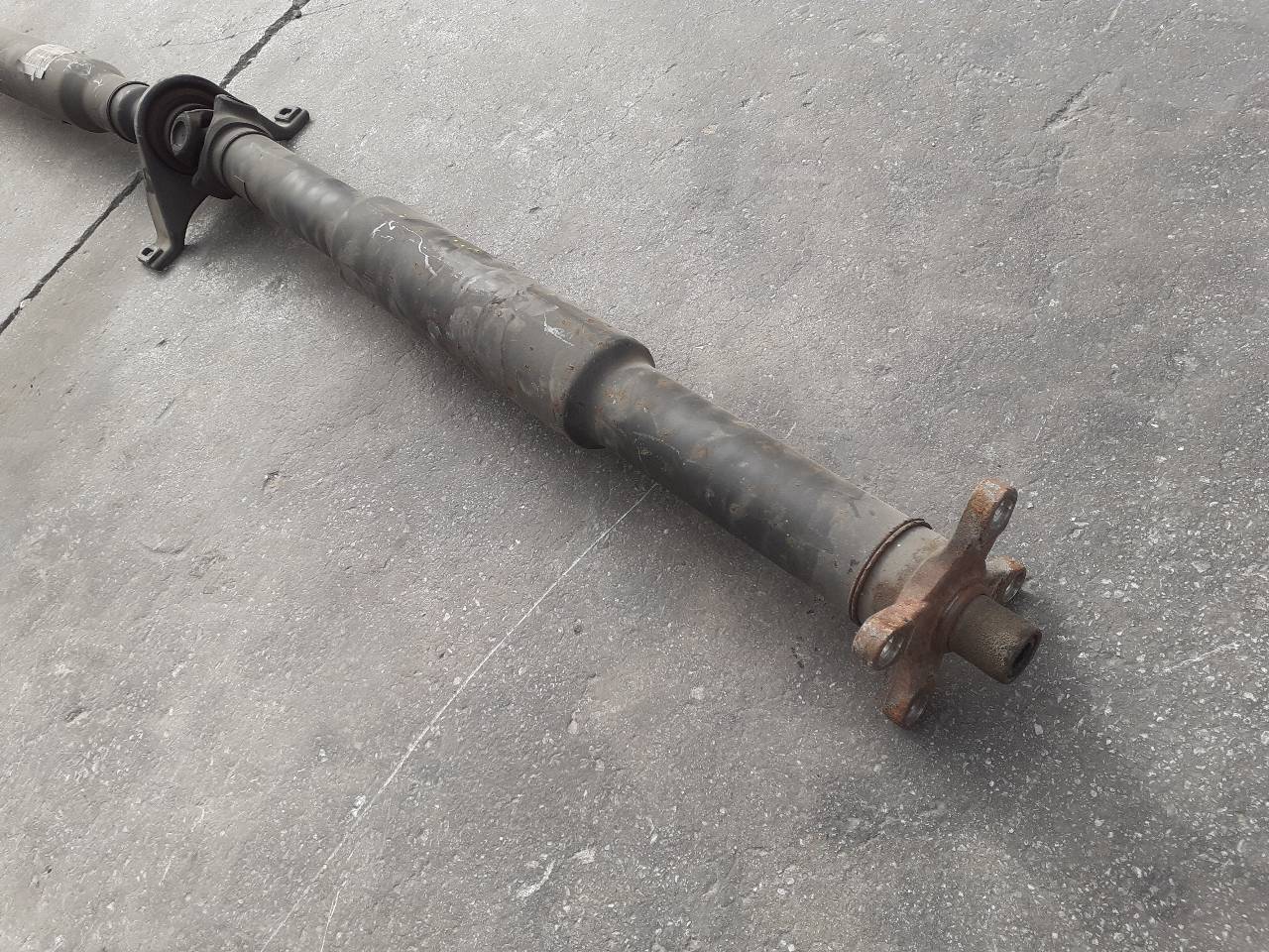 MERCEDES-BENZ CLS-Class C219 (2004-2010) Gearbox Short Propshaft 2118906, 2114108906, P1-B3-36 18678436