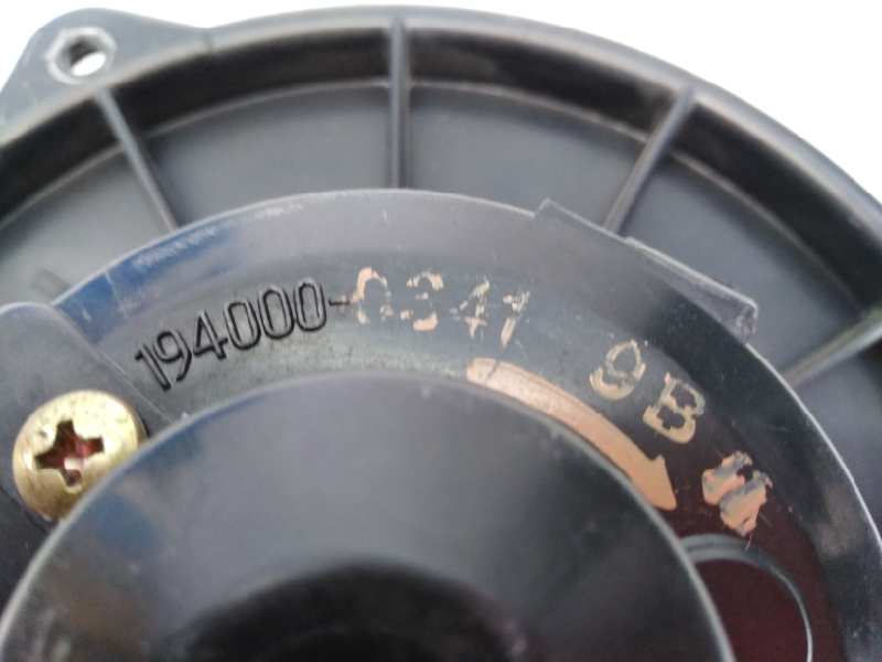 TOYOTA Land Cruiser Prado 90 Series (1996-2002) Salono pečiuko varikliukas 19400003419B, E3-B2-2-4 24291773