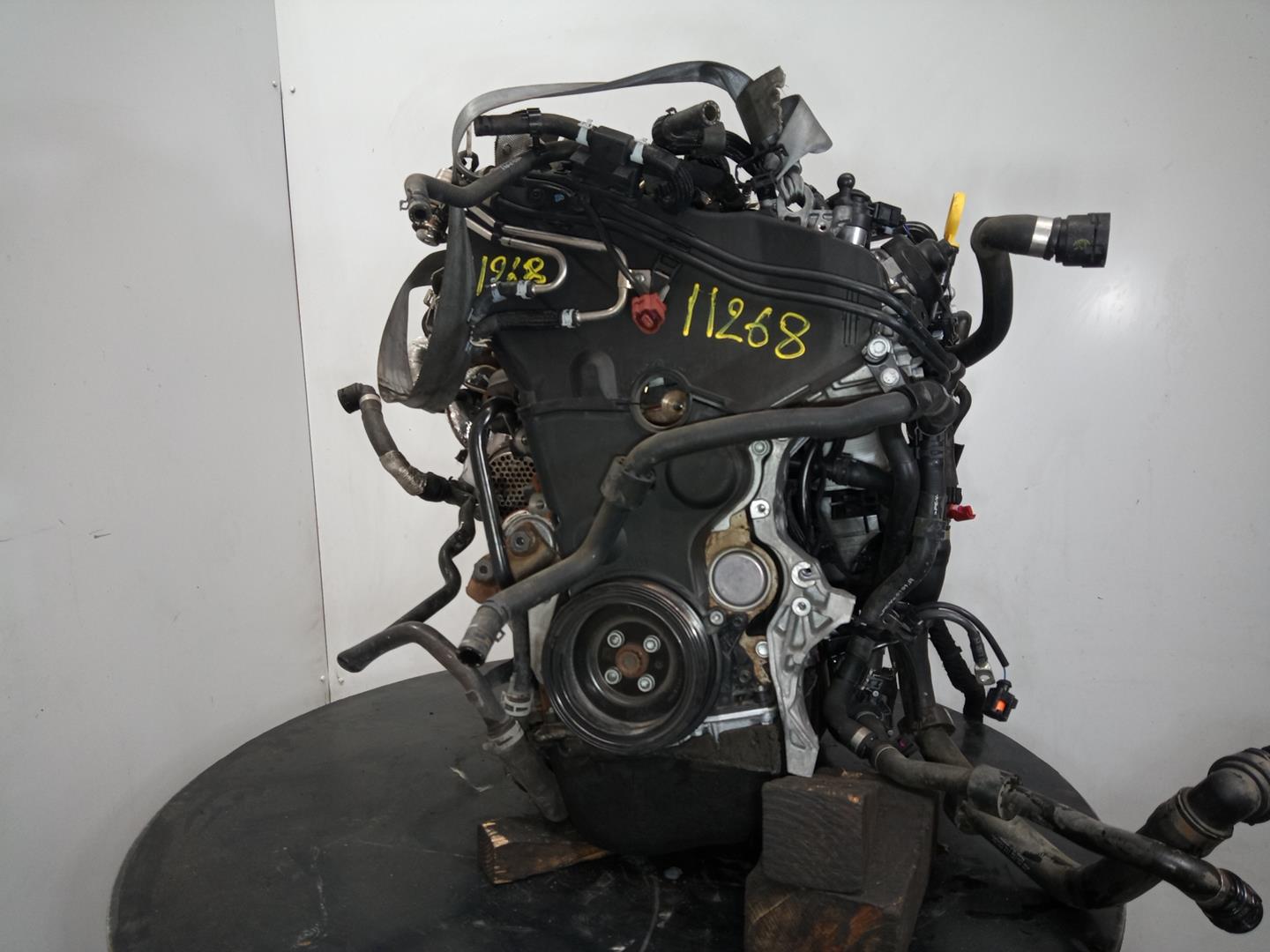 VOLKSWAGEN Tiguan 1 generation (2007-2017) Двигатель CUVC, M1-A1-48 20966226