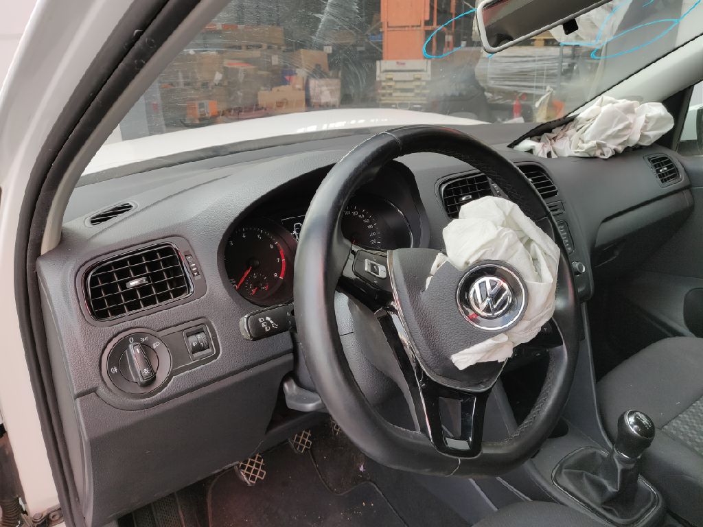 VOLKSWAGEN Polo 5 generation (2009-2017) Galinių dešinių durų stiklo pakelėjo varikliukas 6R0959812N, 0130822533, E1-A5-51-1 18476148