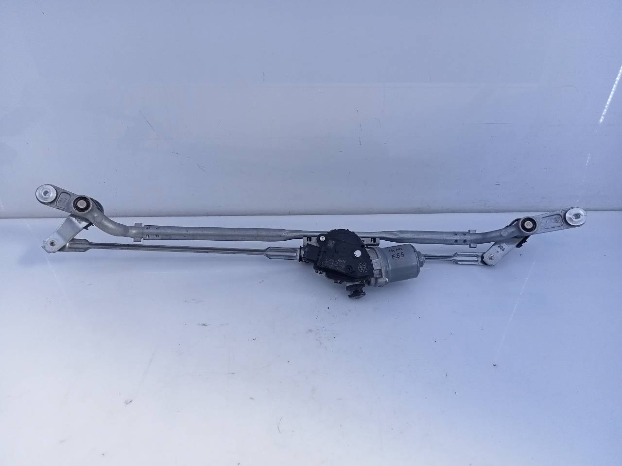 MINI Cooper R56 (2006-2015) Front Windshield Wiper Mechanism 741978703, E1-A3-8-2 23244293