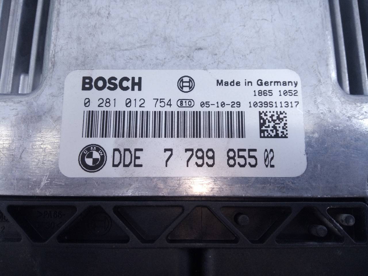 BMW 3 Series E90/E91/E92/E93 (2004-2013) Motorkontrolenhed ECU 0281012754,779985502,E3-A2-34-2 20953851