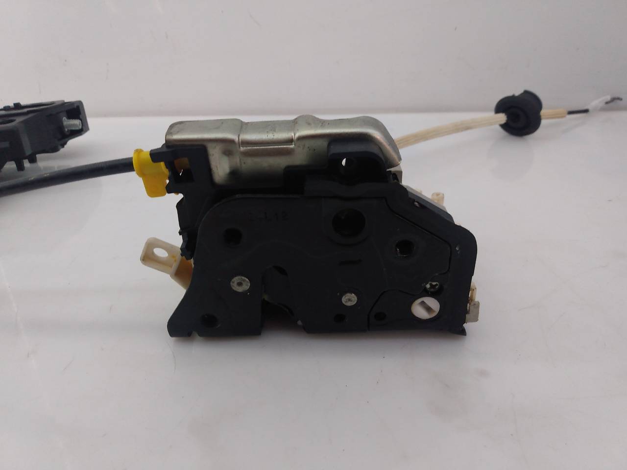 AUDI A6 C6/4F (2004-2011) Rear Left Door Lock 8K0839015C, E2-B2-35-2 18730615