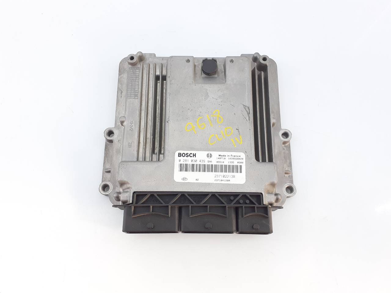 RENAULT Clio 3 generation (2005-2012) Motorkontrolenhed ECU 0281030439,E2-A1-23-4 18760400